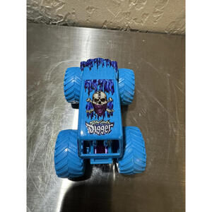 Hot Wheels Grave Digger Monster Truck Toy - Blue